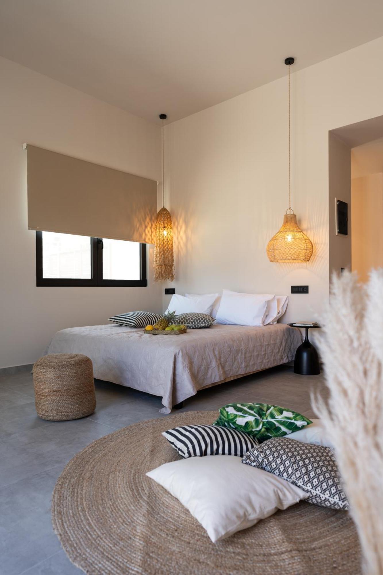 Afesou Suites เอียลิซอส ห้อง รูปภาพ