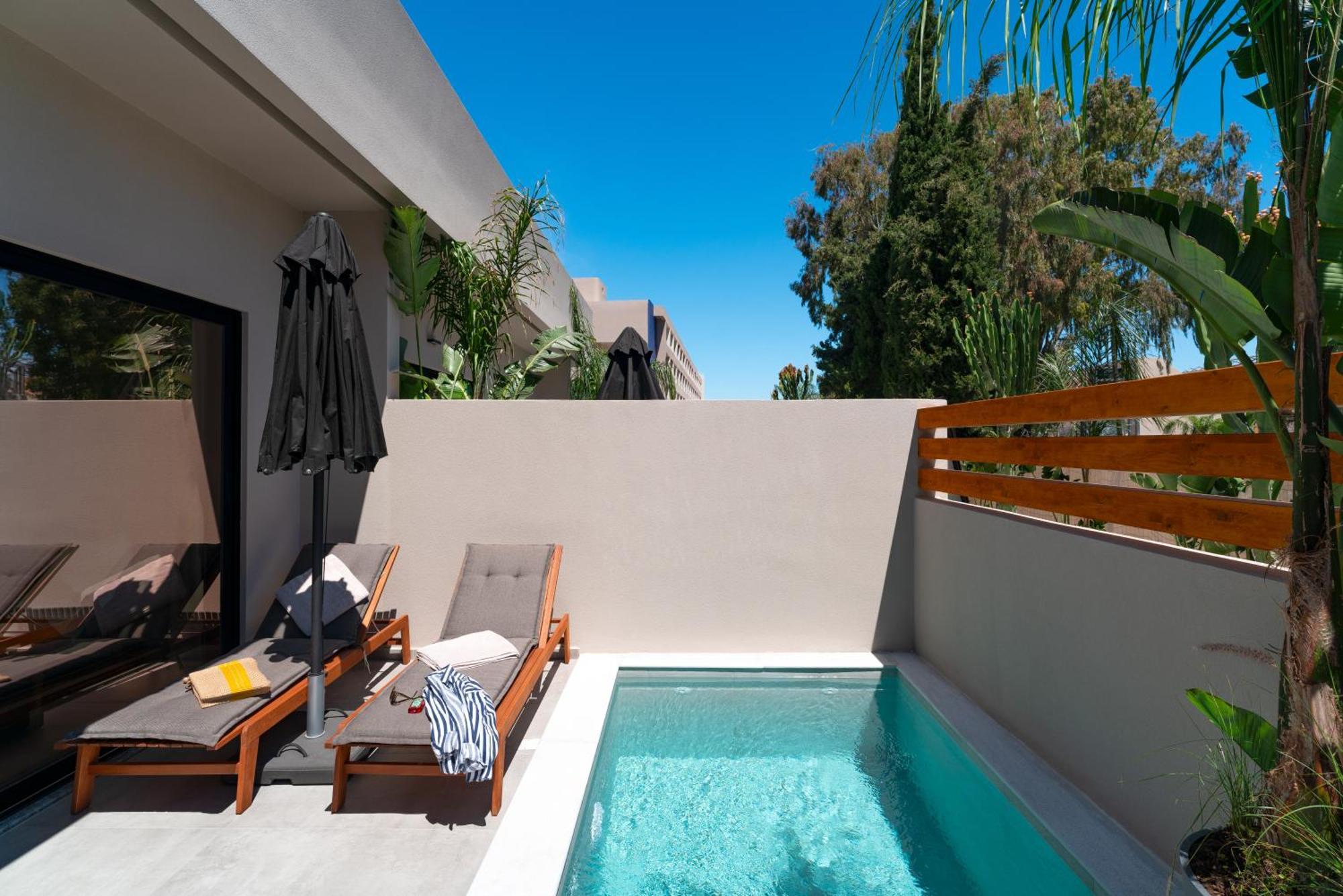 Afesou Suites เอียลิซอส ภายนอก รูปภาพ